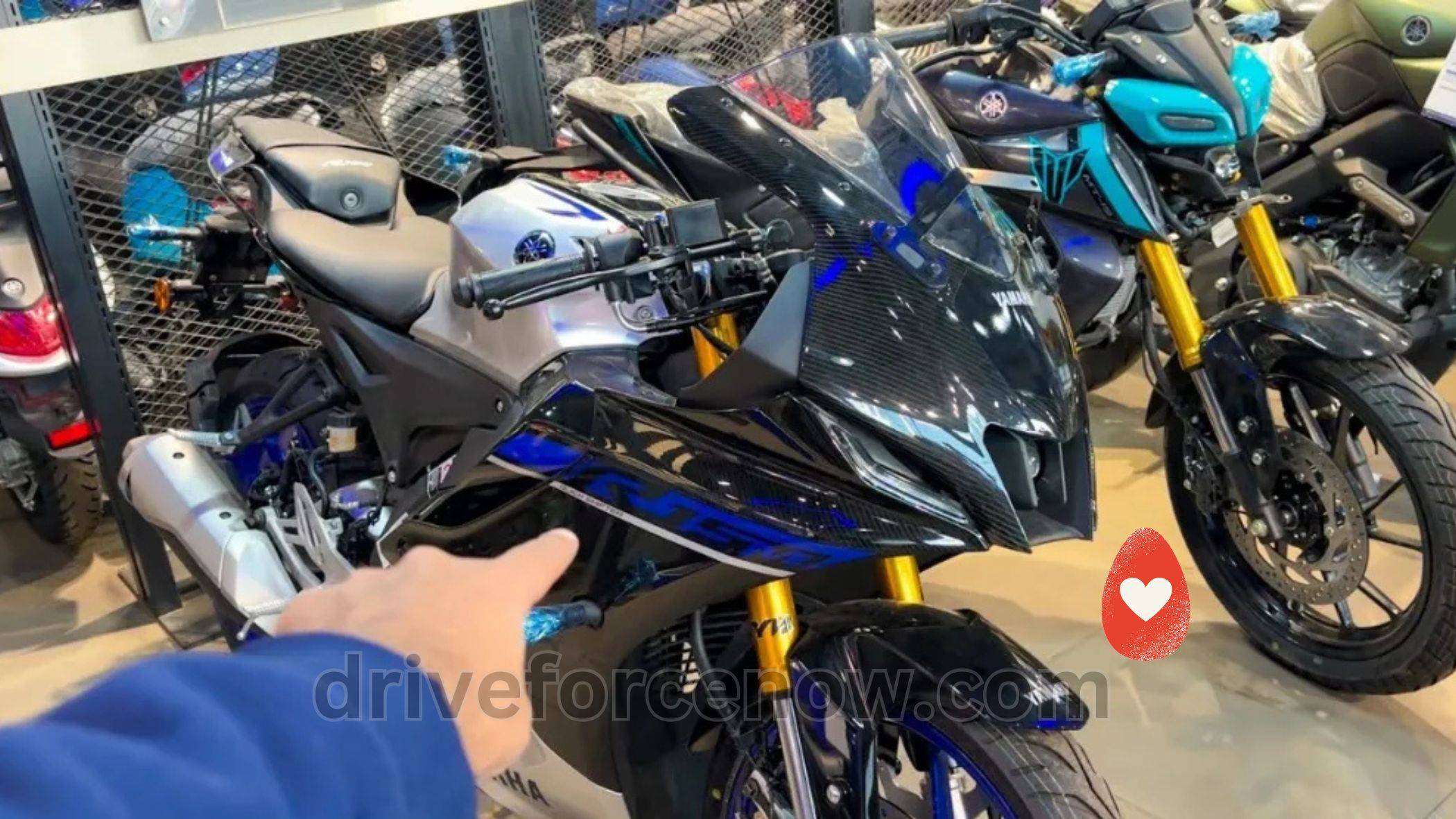 Ride the Future: The New Yamaha R15 is Built for Speed & Style