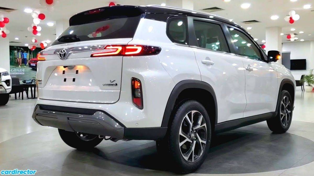 2025 Toyota Hyryder Gets Smoother, Smarter – New 6AT AWD Variant, More Features, Starts at Rs 11.34 Lakh